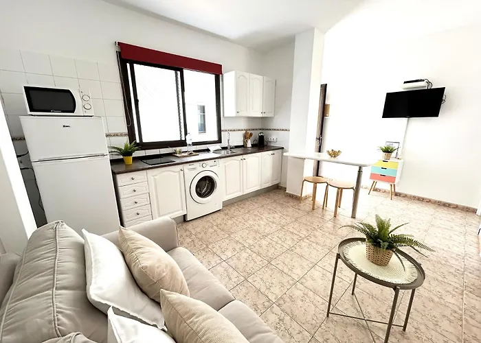 דירה Mahostly Comillas Ph ארסיפה