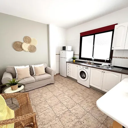 Mahostly Comillas Ph アレシフェ